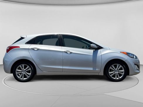 Used 2014 Hyundai Elantra GT FWD image 31