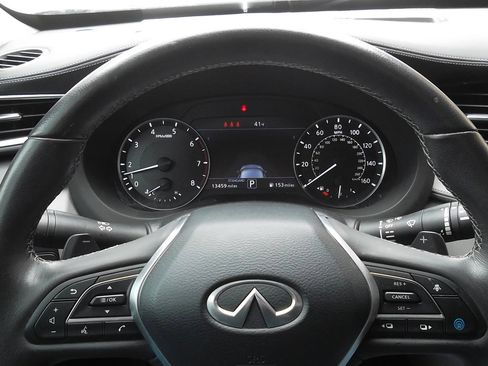 Used 2023 INFINITI QX50 Luxe image 12