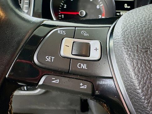 Used 2017 Volkswagen Jetta Sport FWD image 22