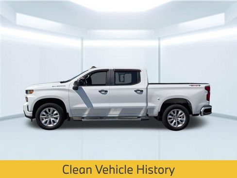 Used 2020 Chevrolet Silverado 1500 Custom w/ Custom Value Package AWD/4WD image 2