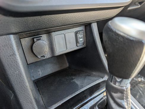Used 2016 Toyota Corolla LE FWD image 22