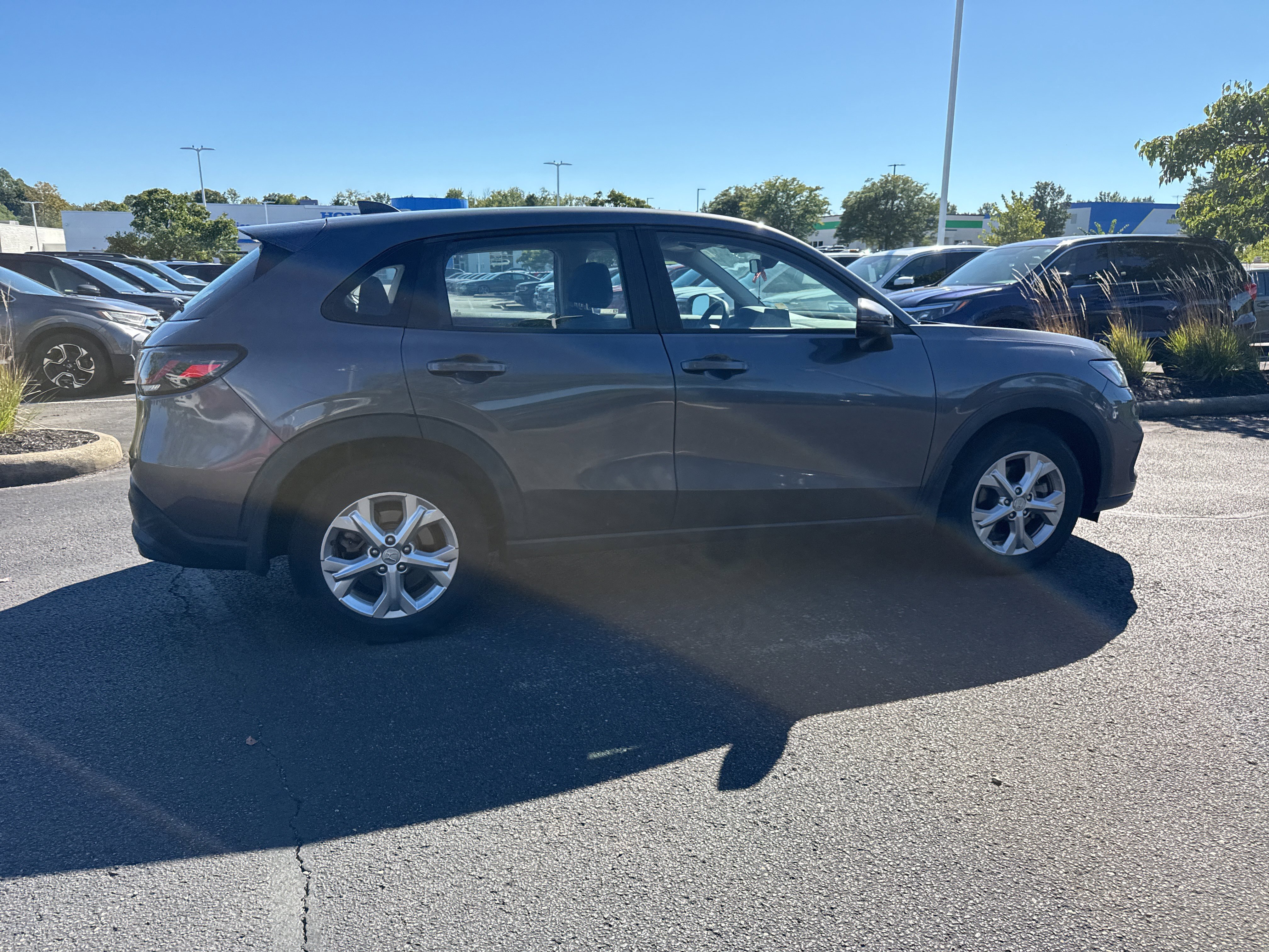 Used 2023 Honda HR-V LX image 22