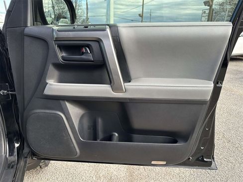 Used 2013 Toyota 4Runner Trail image 12