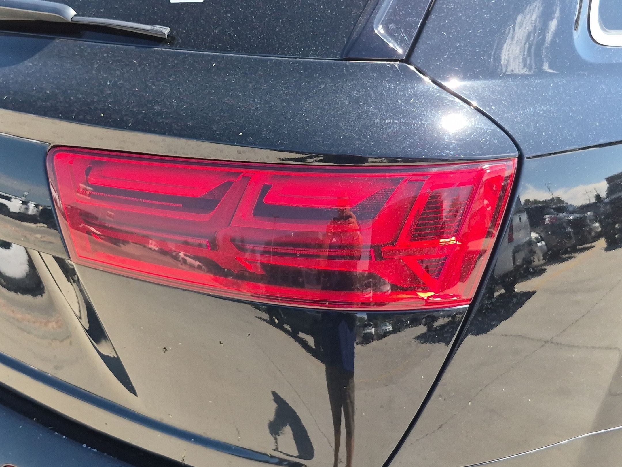 Used 2019 Audi Q7 2.0T Premium w/ Convenience Package AWD/4WD image 12