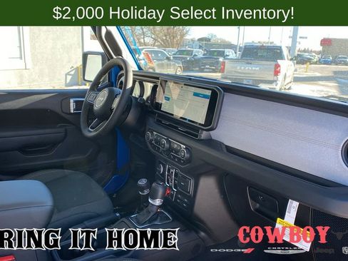 New 2025 Jeep Gladiator Willys image 42