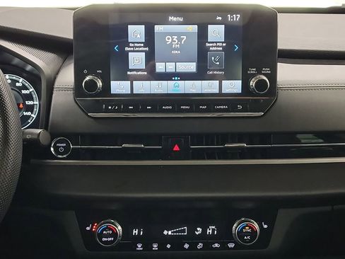 Used 2023 Mitsubishi Outlander SE image 20