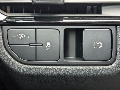 New 2026 Kia Sportage LX FWD image 25