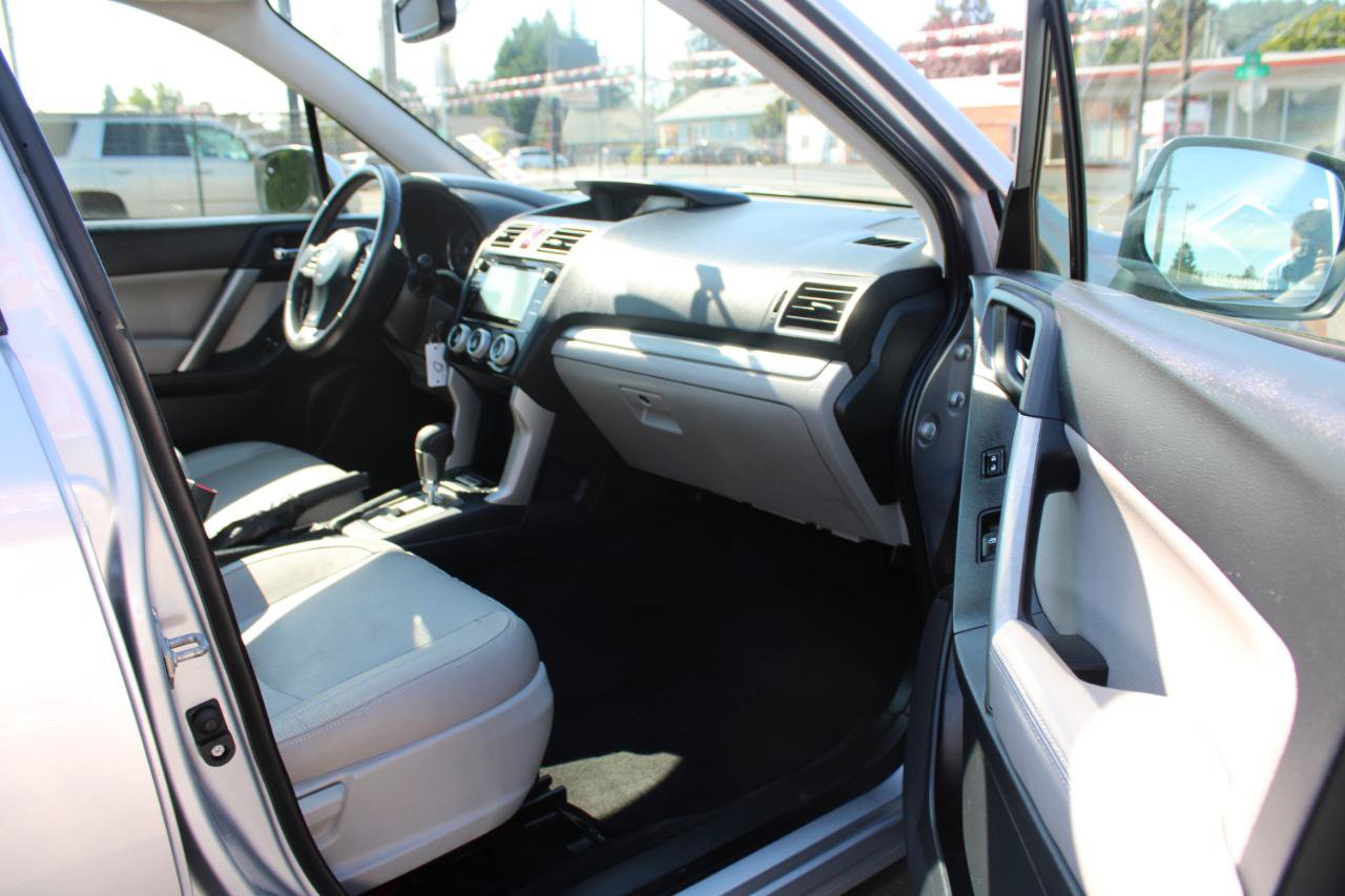 Used 2016 Subaru Forester 2.5i Limited w/ Popular Package #2 AWD/4WD image 16