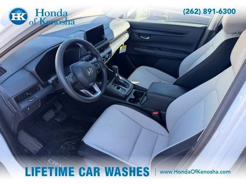 Used 2025 Honda CR-V LX image 5
