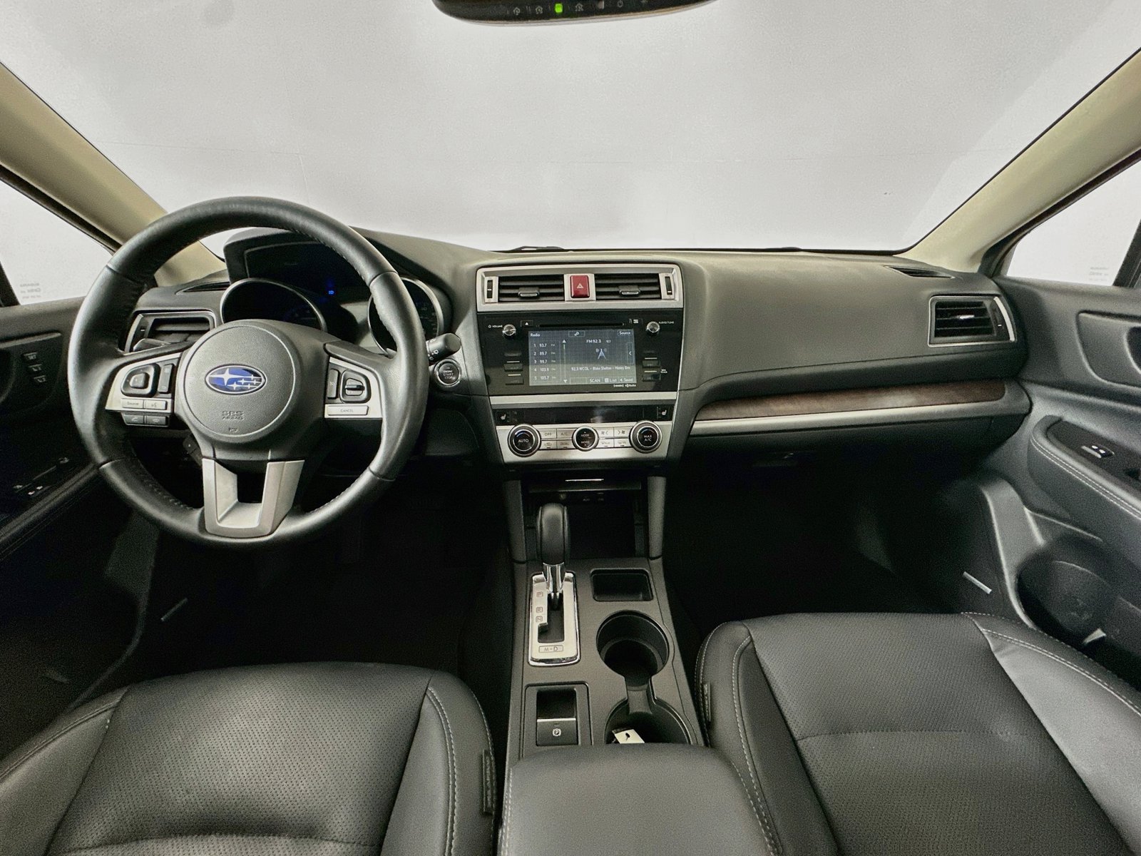 Used 2016 Subaru Outback 2.5i Limited AWD/4WD image 14