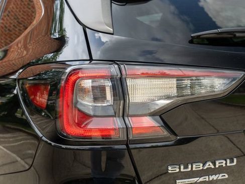 Used 2023 Subaru Outback Limited AWD/4WD image 17
