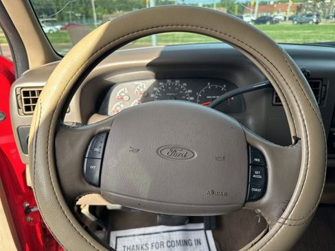 Used 2001 Ford F350 Lariat image 12