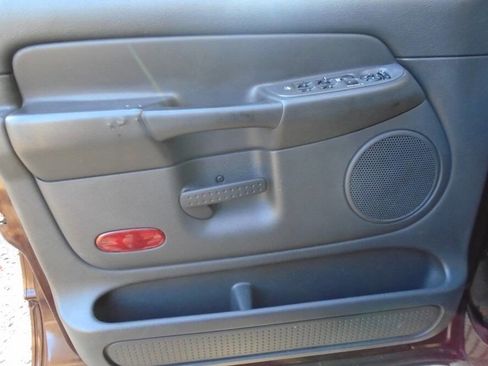 Used 2004 Dodge Ram 3500 Truck SLT w/ Trailer Tow Group image 17