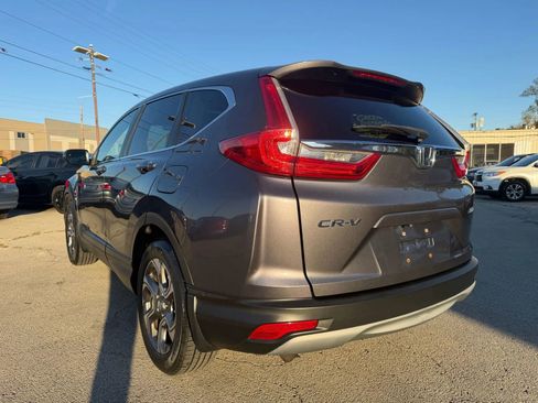 Used 2017 Honda CR-V EX image 3