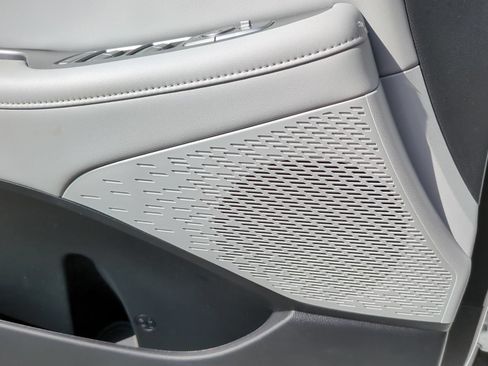 Used 2025 Hyundai Palisade SEL FWD image 23