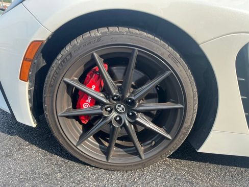 Used 2024 Toyota GR86 TRUENO Edition RWD image 9