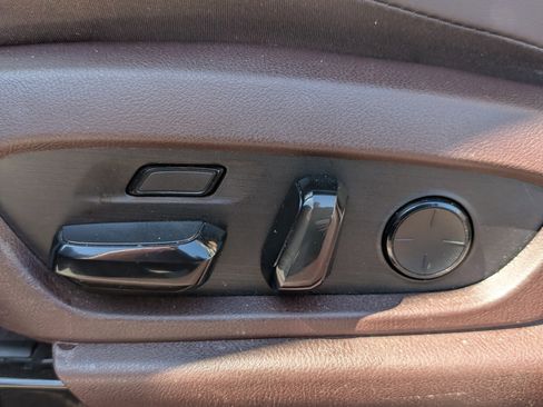 Used 2019 Lexus ES 350 w/ Accessory Package FWD image 22