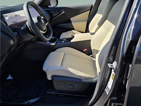 New 2025 BMW X3 xDrive30i w/ Premium Package image 8