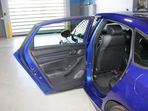 Used 2022 Honda Accord Sport image 17