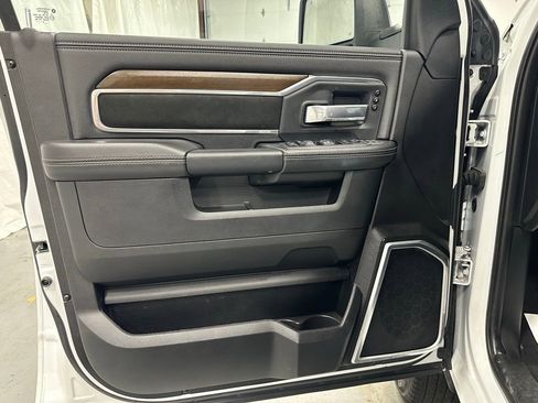 Used 2024 RAM 3500 Laramie image 8