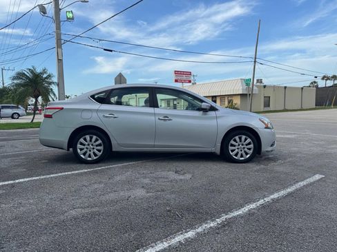 Used 2014 Nissan Sentra SV w/ SV Driver Package FWD image 6
