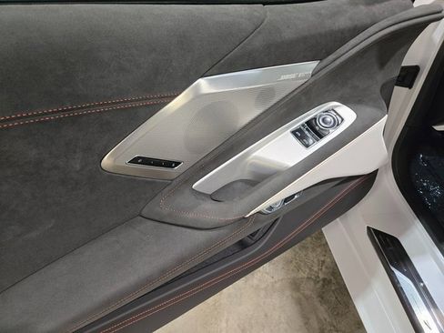 Used 2023 Chevrolet Corvette Stingray Premium Cpe w/ Z51 Performance Package image 10