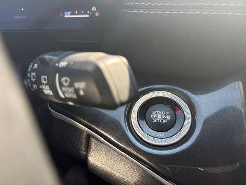 Used 2022 Jeep Grand Cherokee Altitude AWD/4WD image 30