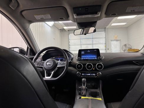Used 2024 Nissan Sentra SR w/ SR Premium Package image 20
