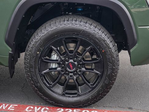 Used 2023 Toyota Tundra Limited w/ TRD Off-Road Package image 12