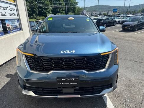 Certified 2025 Kia Sorento SX Prestige AWD/4WD image 7