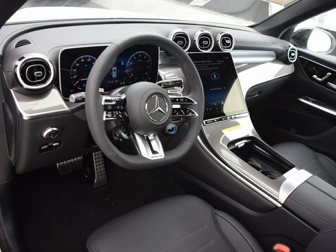 New 2026 Mercedes-Benz GLC 43 AMG 4MATIC image 18