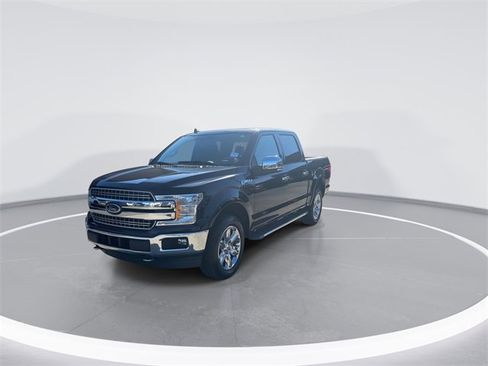 Used 2019 Ford F150 Lariat image 2