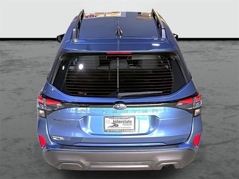 Used 2025 Subaru Forester image 3