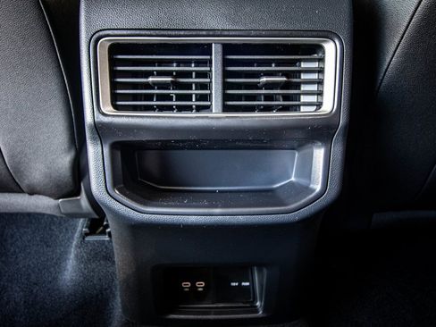 New 2026 Volkswagen Atlas Cross Sport SE image 49