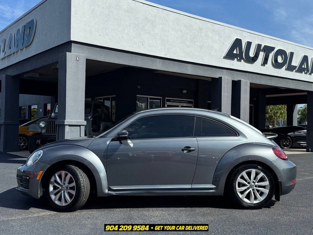 Used 2017 Volkswagen Beetle 1.8T Classic FWD image 4