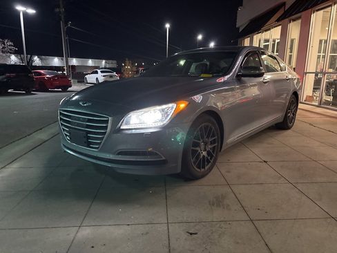 Used 2017 Genesis G80 3.8 image 4