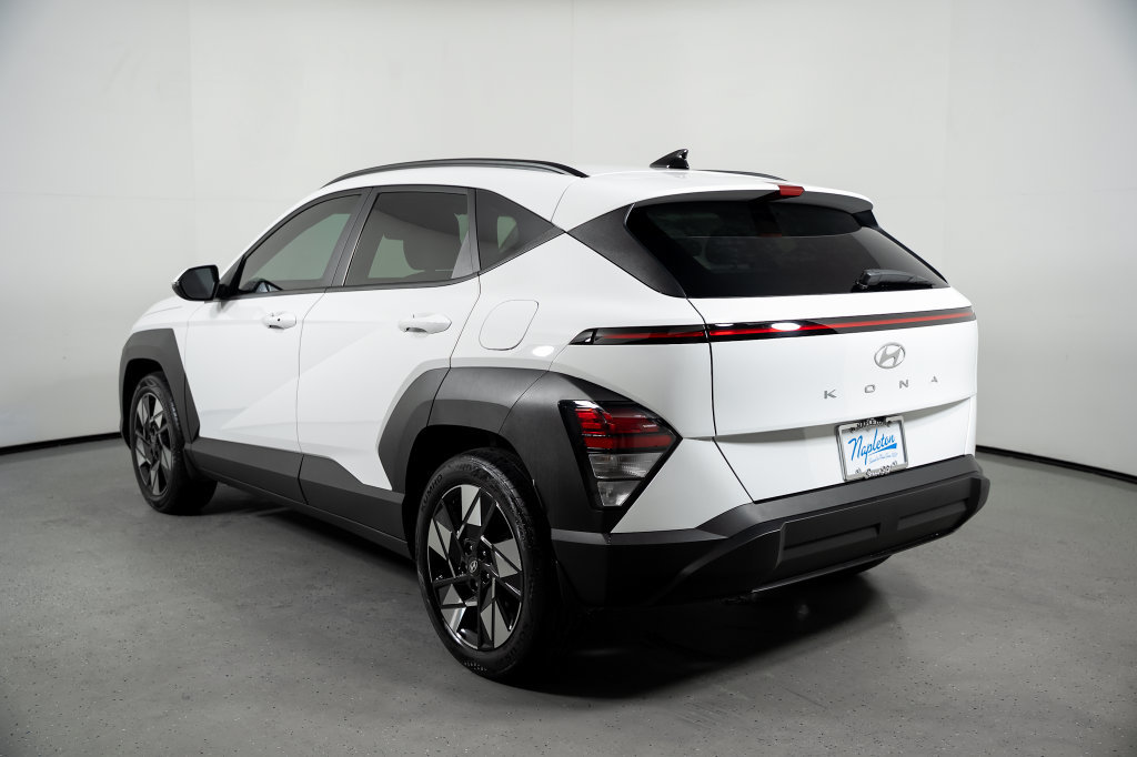 Used 2024 Hyundai Kona SEL FWD image 10