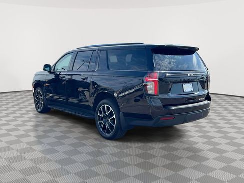 Used 2023 Chevrolet Suburban RST w/ Luxury Package AWD/4WD image 7