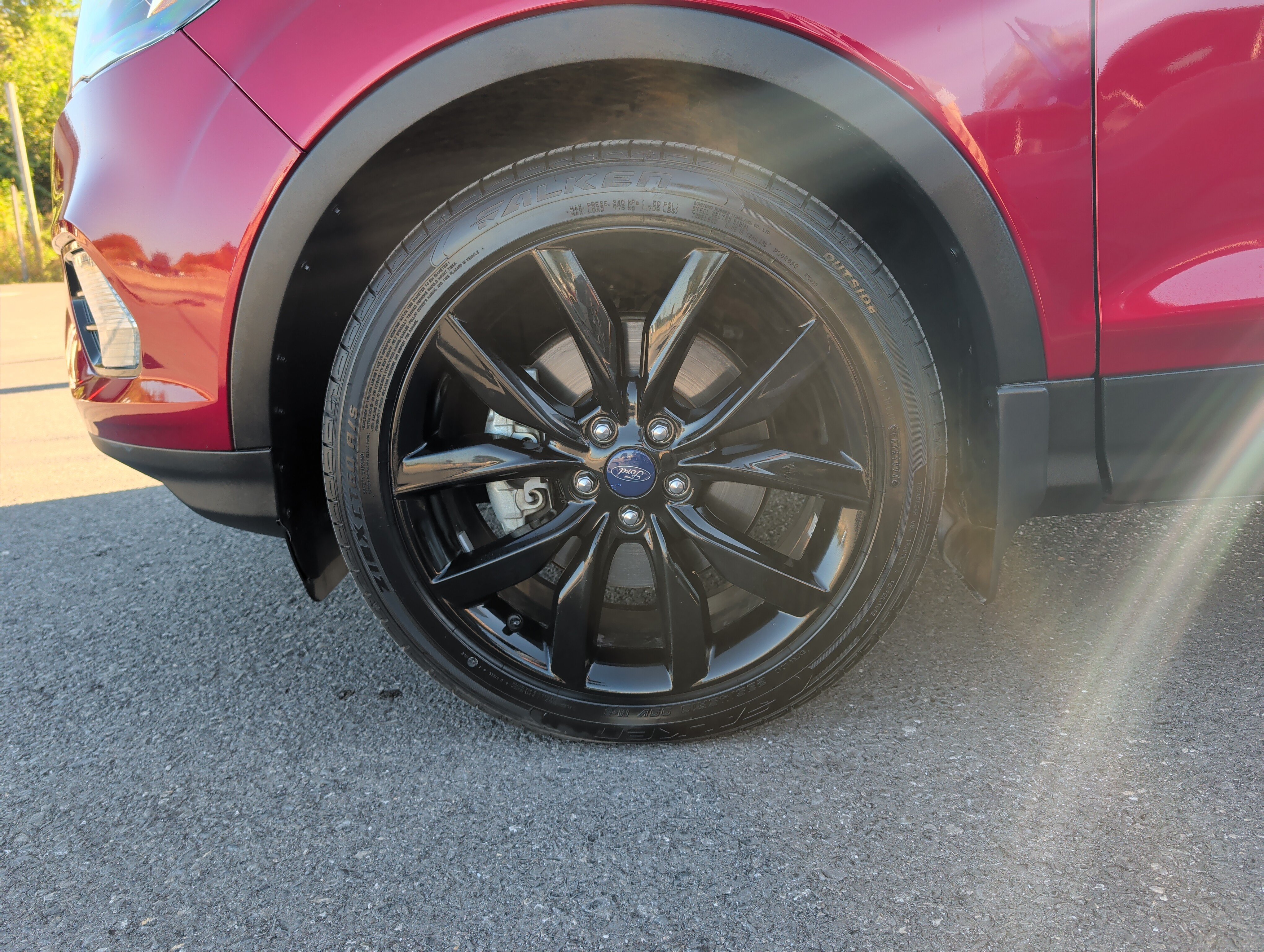 Used 2017 Ford Escape SE w/ Equipment Group 201A AWD/4WD image 10