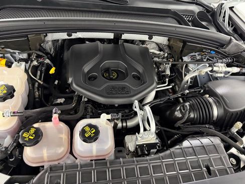 Used 2023 Jeep Grand Cherokee Summit image 37