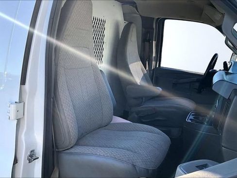 Used 2023 GMC Savana 3500 w/ Driver Convenience Package RWD image 28