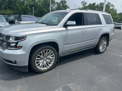 Used 2018 Chevrolet Tahoe Premier AWD/4WD image 3