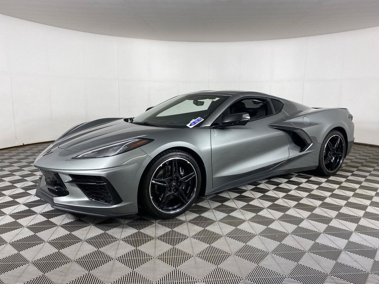 Used 2023 Chevrolet Corvette Stingray Preferred Cpe w/ Stealth Interior Trim Package RWD image 3