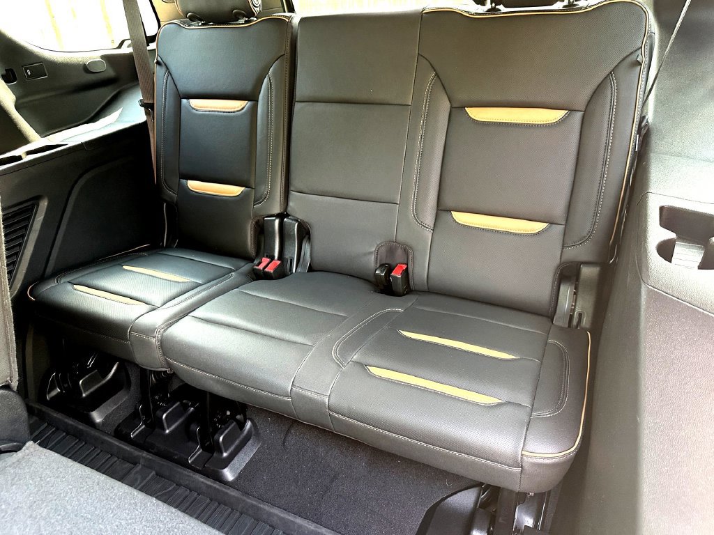 Used 2023 GMC Yukon AT4 AWD/4WD image 26
