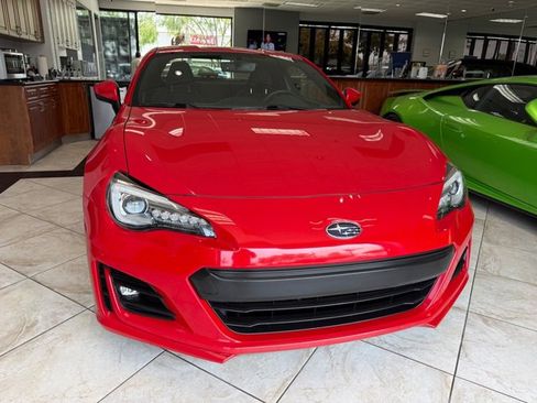 Used 2017 Subaru BRZ Limited RWD image 2