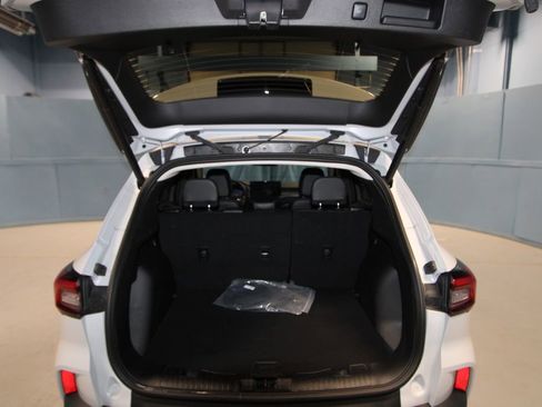 Used 2025 Ford Escape SE w/ PHEV Premium Package image 41