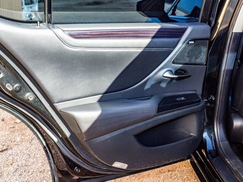 Used 2020 Lexus ES 300h w/ Premium Package image 24