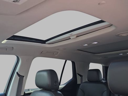 Certified 2021 Chevrolet Traverse Premier w/ Redline Edition FWD image 33