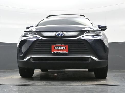 Used 2024 Toyota Venza XLE image 28