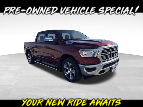 Used 2024 RAM 1500 Laramie AWD/4WD image 1